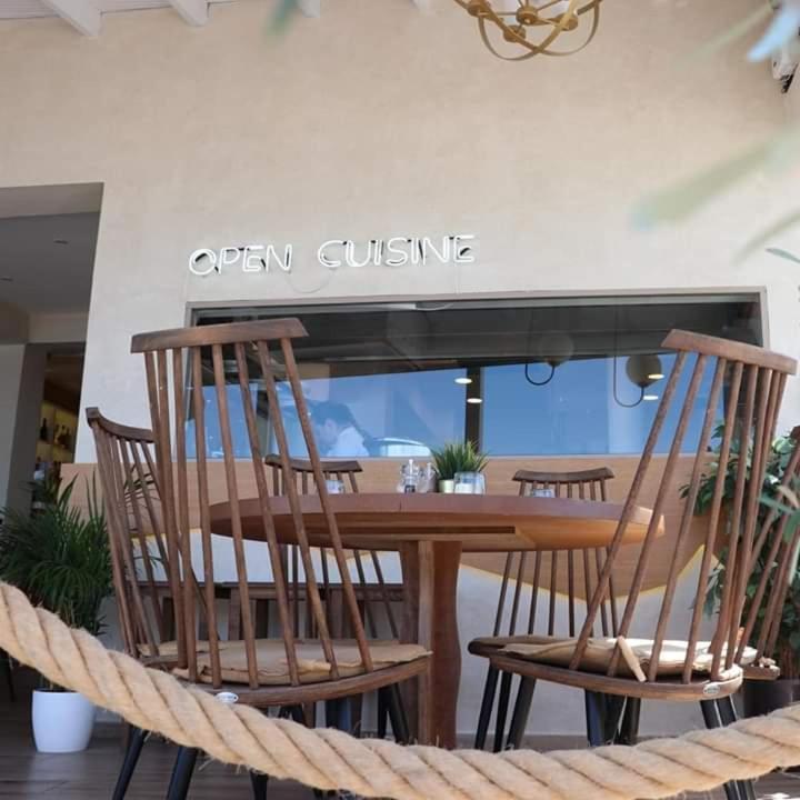 Nefeli Seaside Apartments Polychrono Eksteriør billede