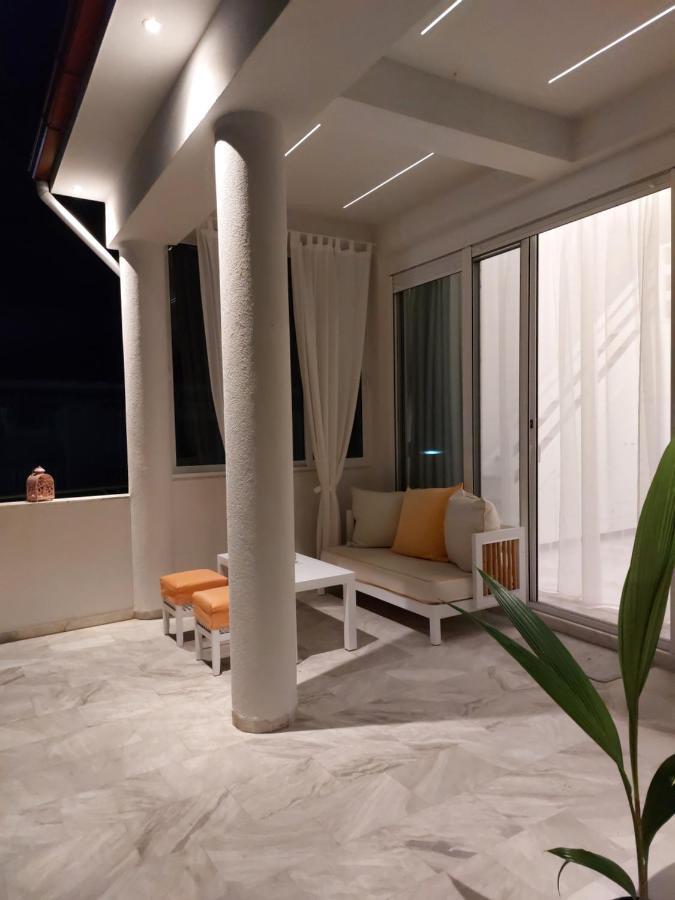 Nefeli Seaside Apartments Polychrono Eksteriør billede
